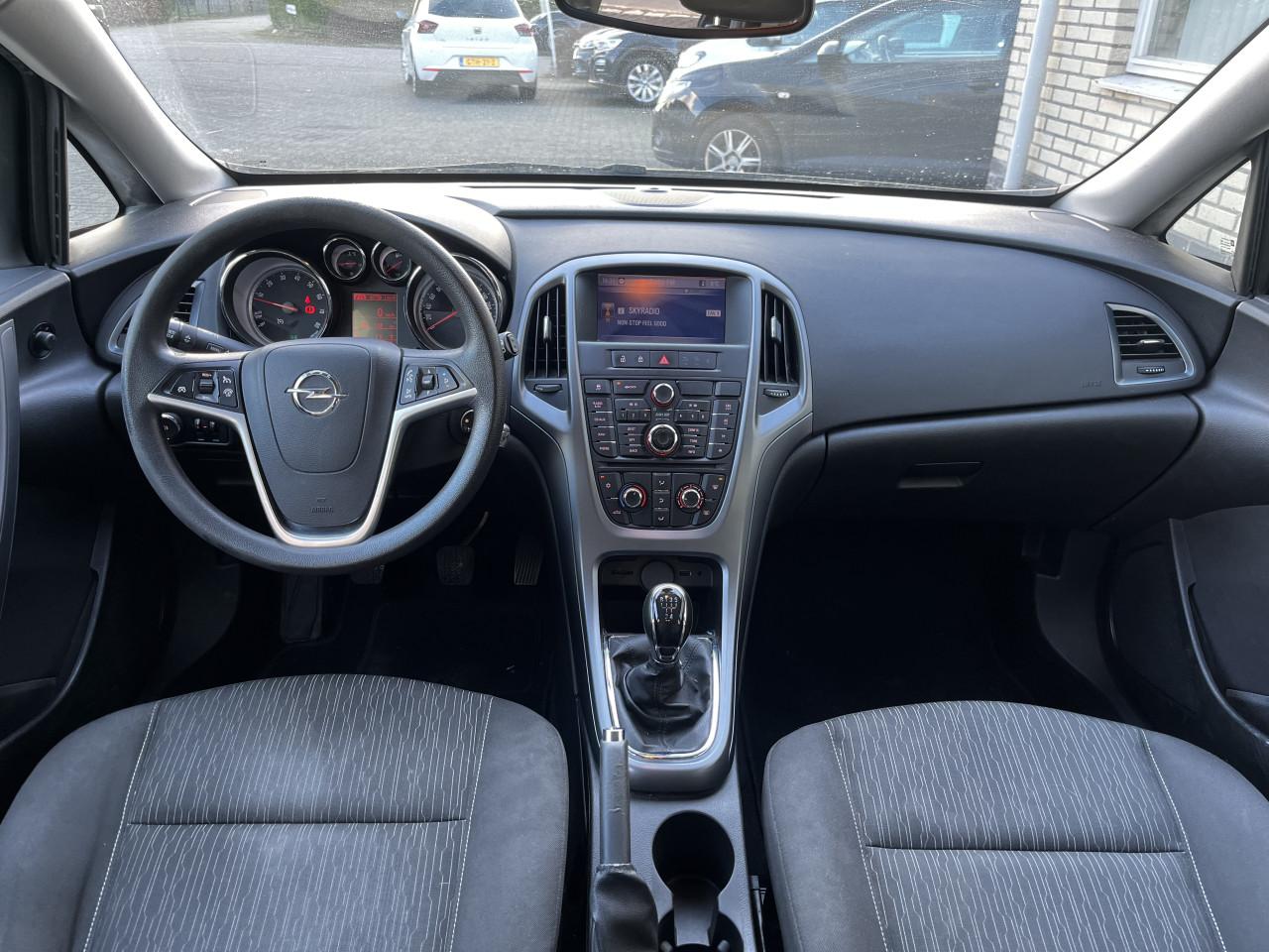 Opel Astra Sports Tourer 1.4 Business +TREKHAAK,