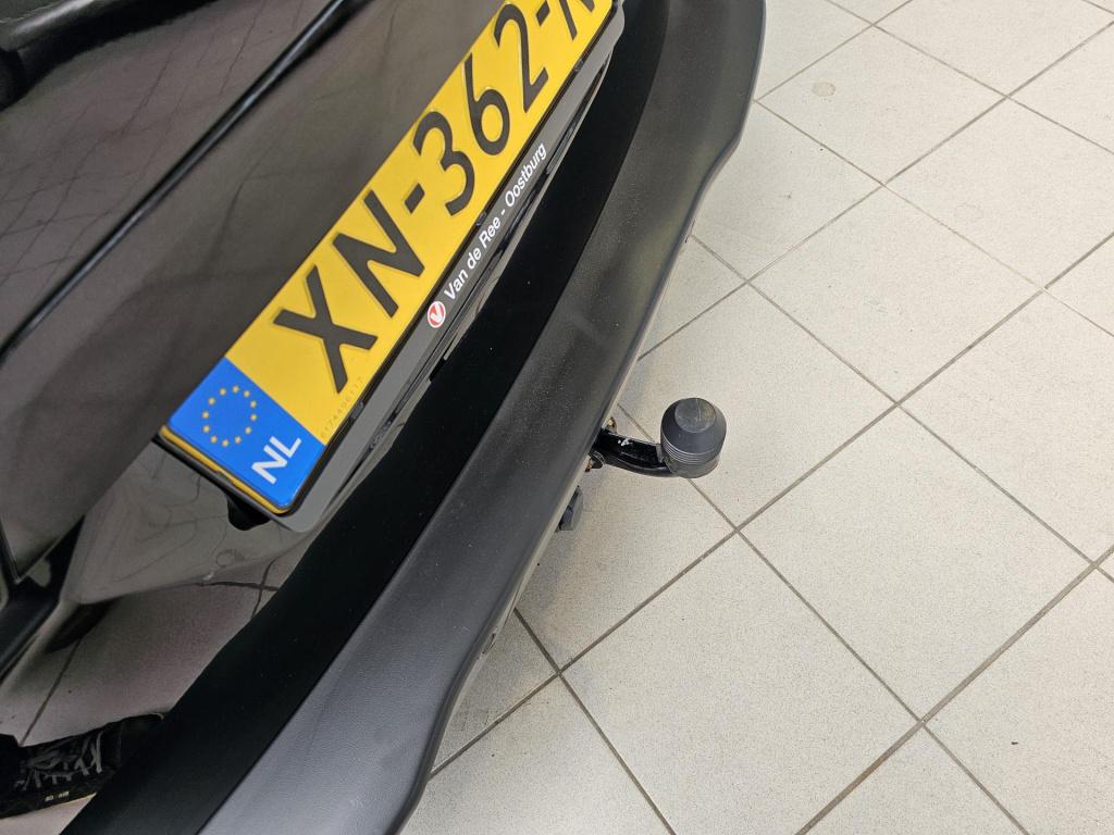 Ford Tourneo Courier 1.0 titanium