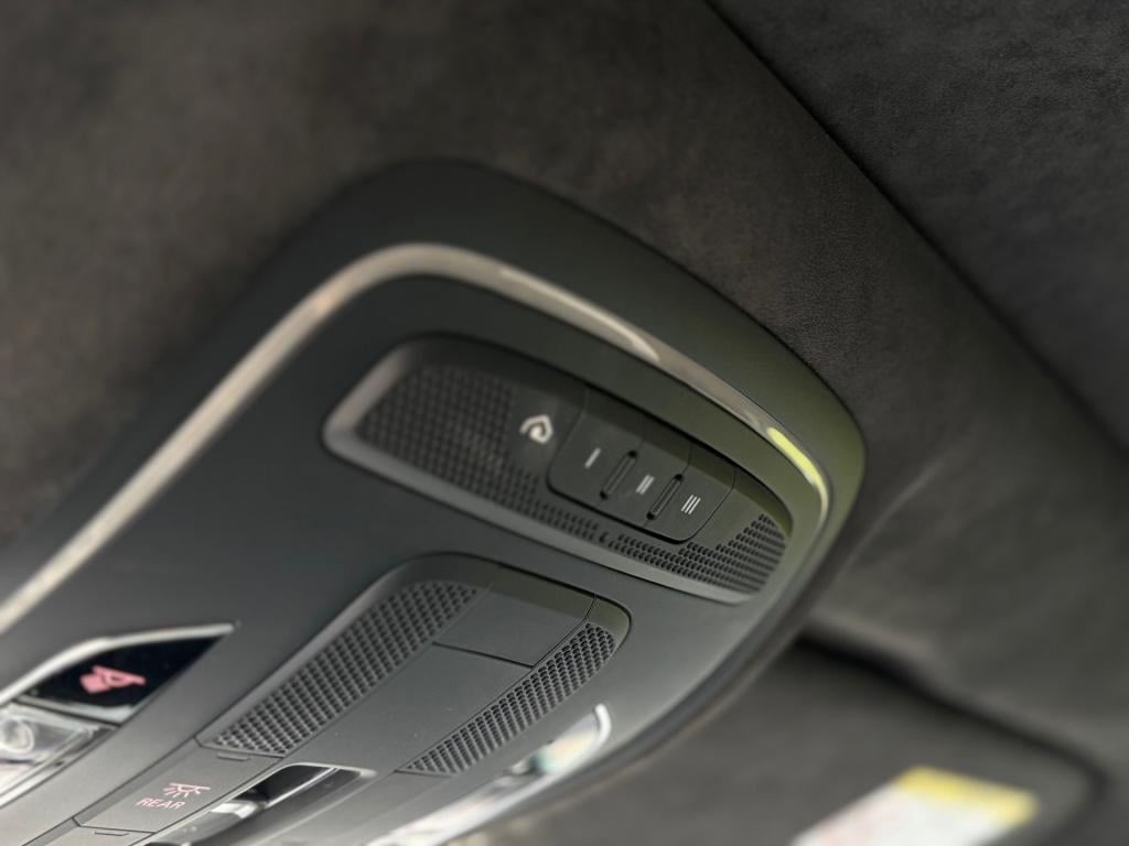 Audi A8 4.0 tfsi s8 quattro *700pk! *abt* keramisch * nachtzicht * massage