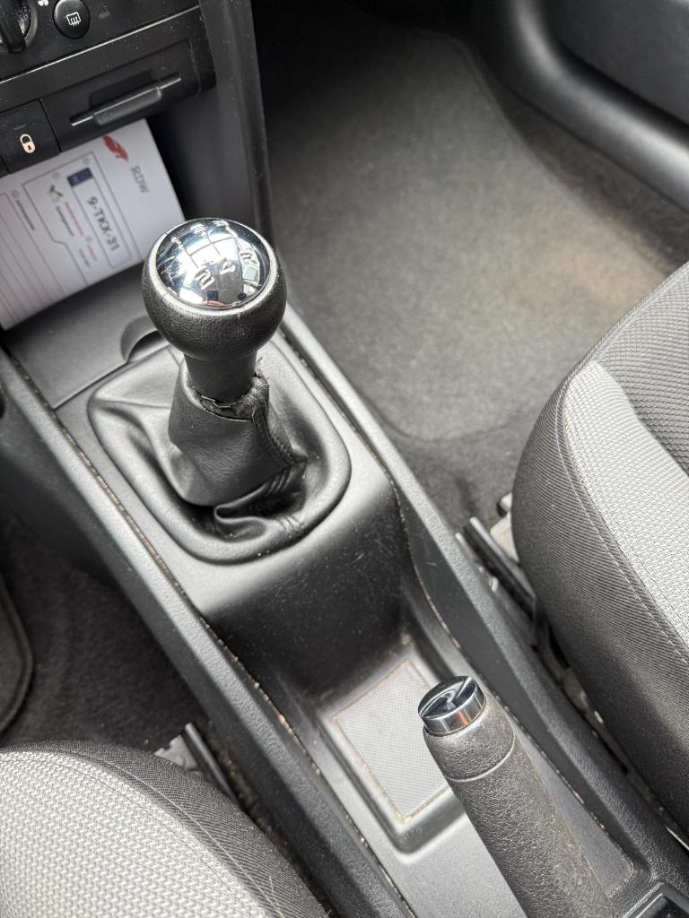Peugeot 207 1.4 look - airco - nieuwe koppeling