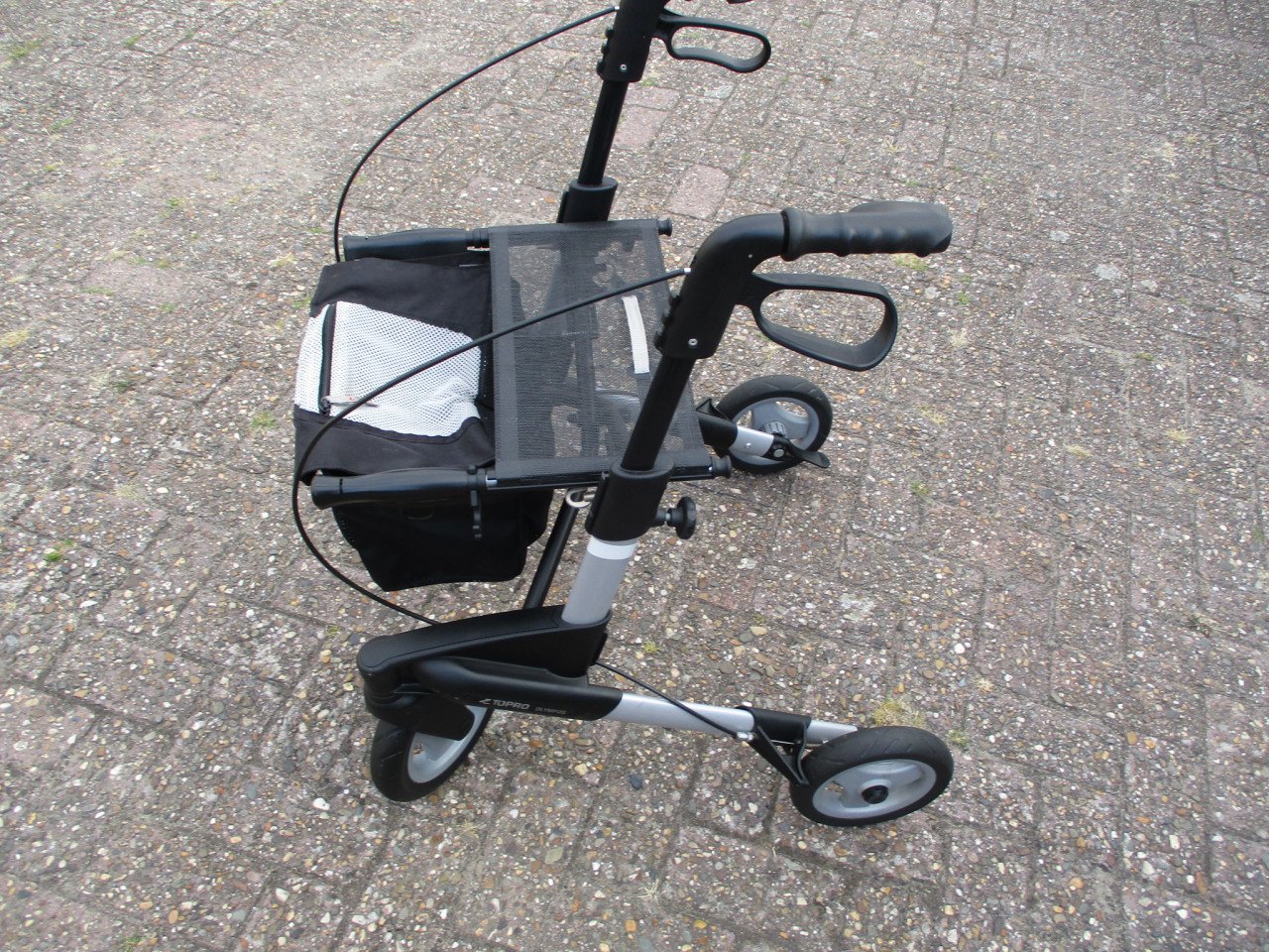 Zgan Topro Olympos opvouwbare lichtgewicht rollator met zitje en grote tas