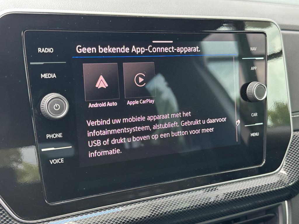 Volkswagen T-cross 1.5 tsi 150pk dsg r-line | camera | trekhaak | navi | ad