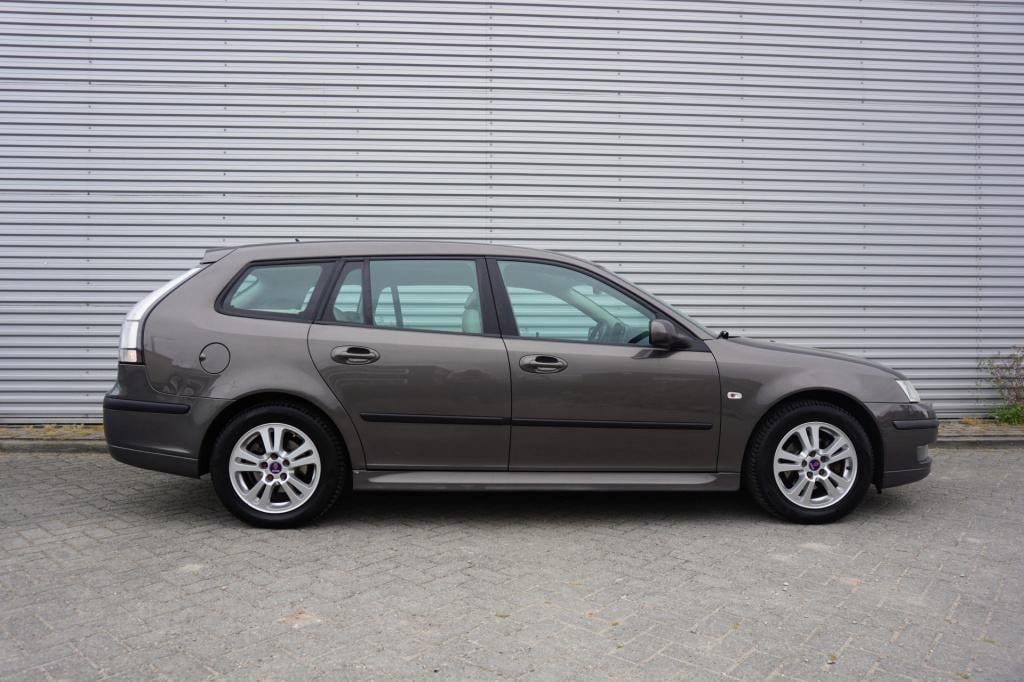 Saab 9-3 sport estate 1.8 vector airco / navi / cruise / stoelverw. / elekt