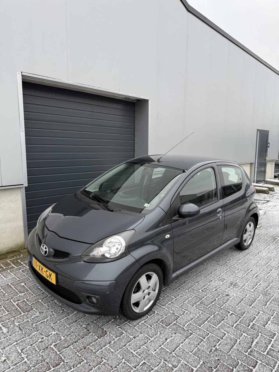 Toyota Aygo 1.0 Automaat Sport 2007 145DKM NAP