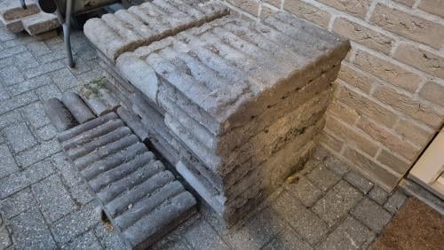 Betonnen randen/ rondoband