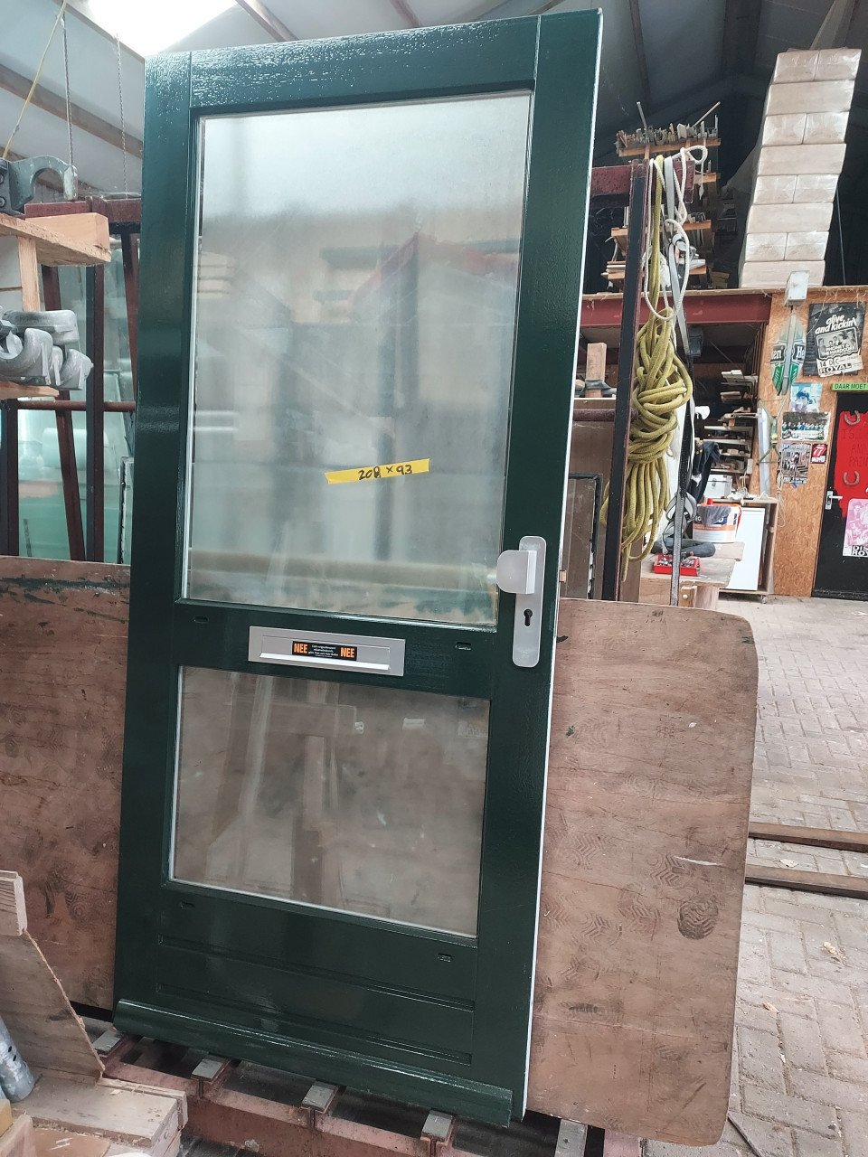 Hardhouten deur 93.0 x208.0met veiligheids beslag