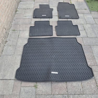 Complete allseason mattenset Mazda 3