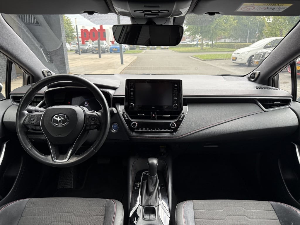 Toyota Corolla Touring Sports 2.0 hybrid executive // 185pk // jbl audio //