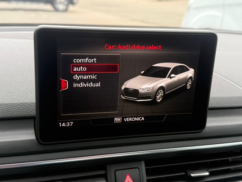 Audi A4 limousine 1.4 tfsi