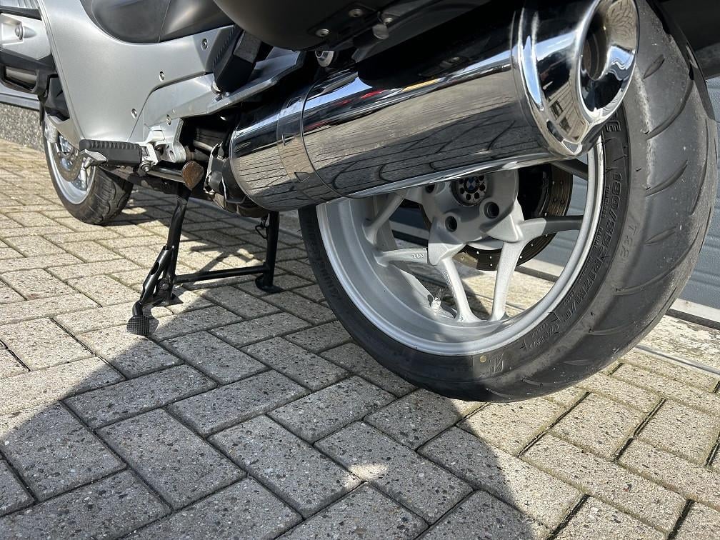 Full option BMW R1200RT uit 2011 met 117dkm, rijklaar mee voor €5250,-