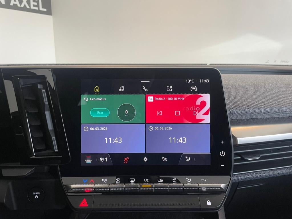 Renault Megane E-tech ev40 boost charge equilibre