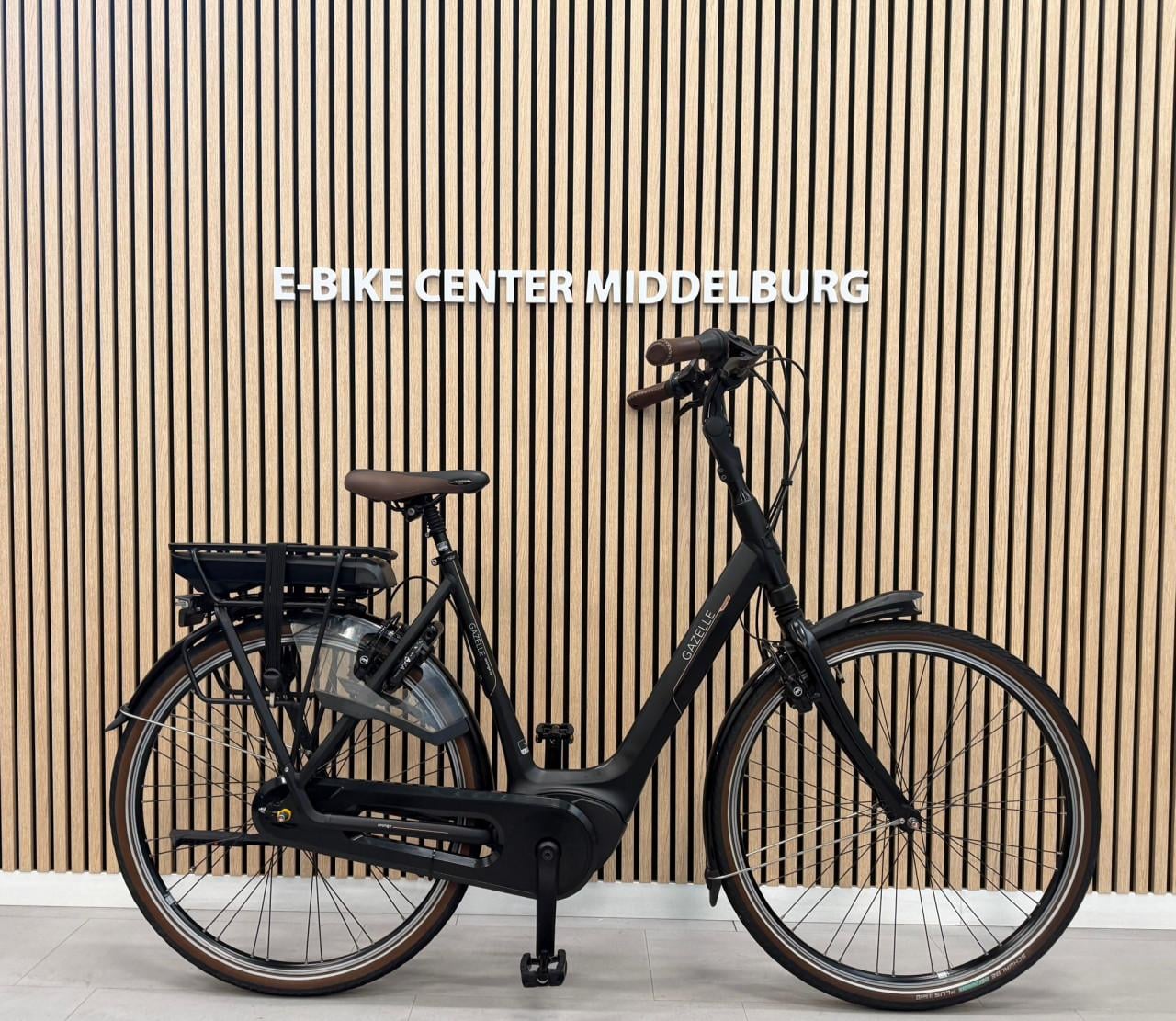 Gazelle Orange C8 Bosch Active Line Plus 57CM 400Wh