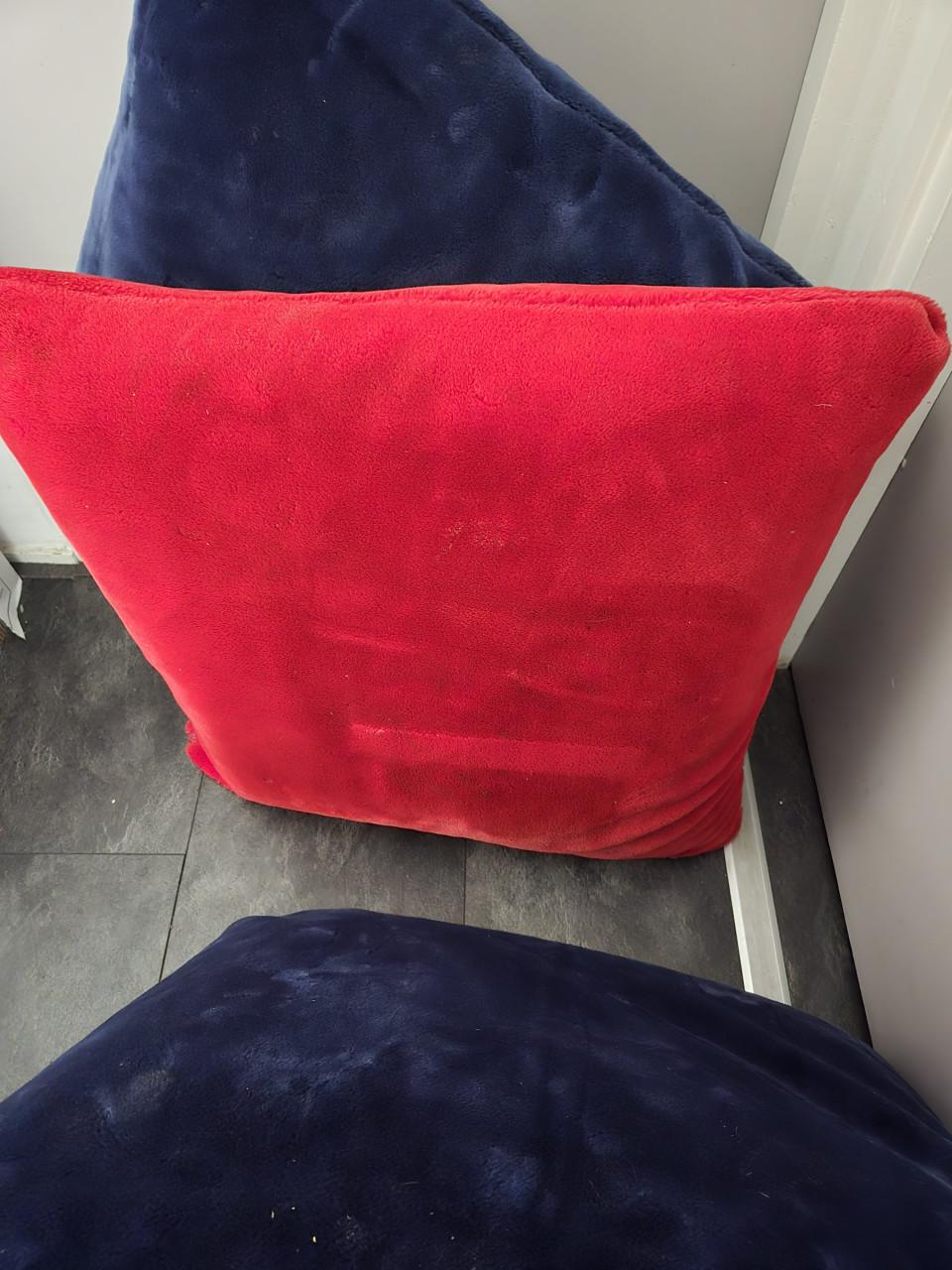 3x pluche kussen van Ikea 72x72cm. Wasbare hoes