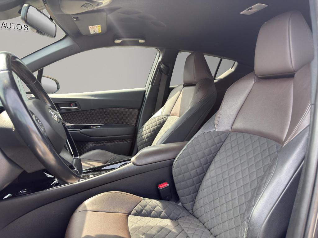 Toyota C-hr 1.8 hybrid executive | navi | camera | half leder | parksensors