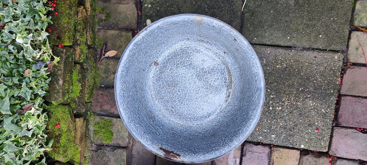 Zinken emmertjes, schalen en teiltjes