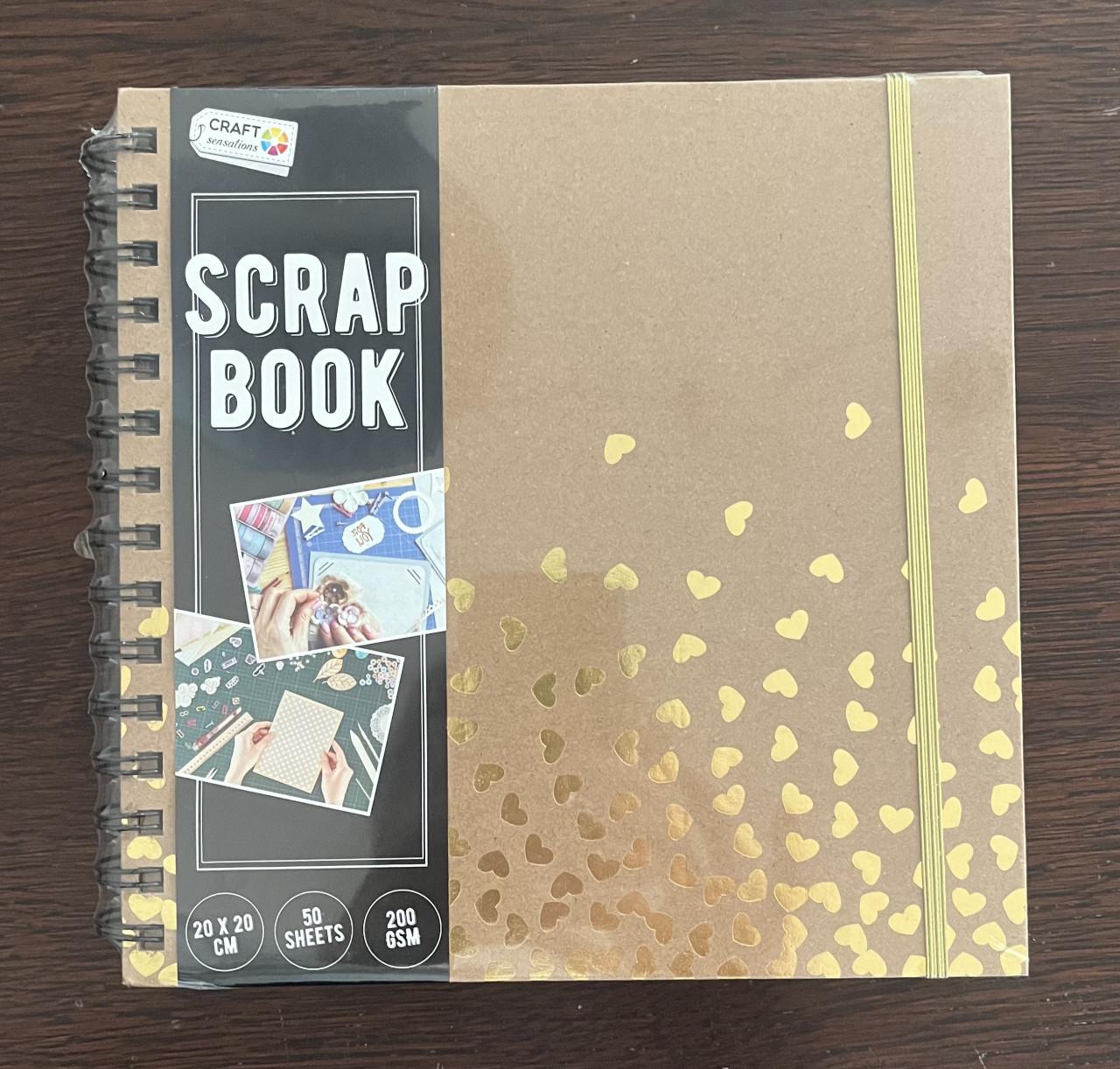 2 x Scrapbook 20x20 cm.
