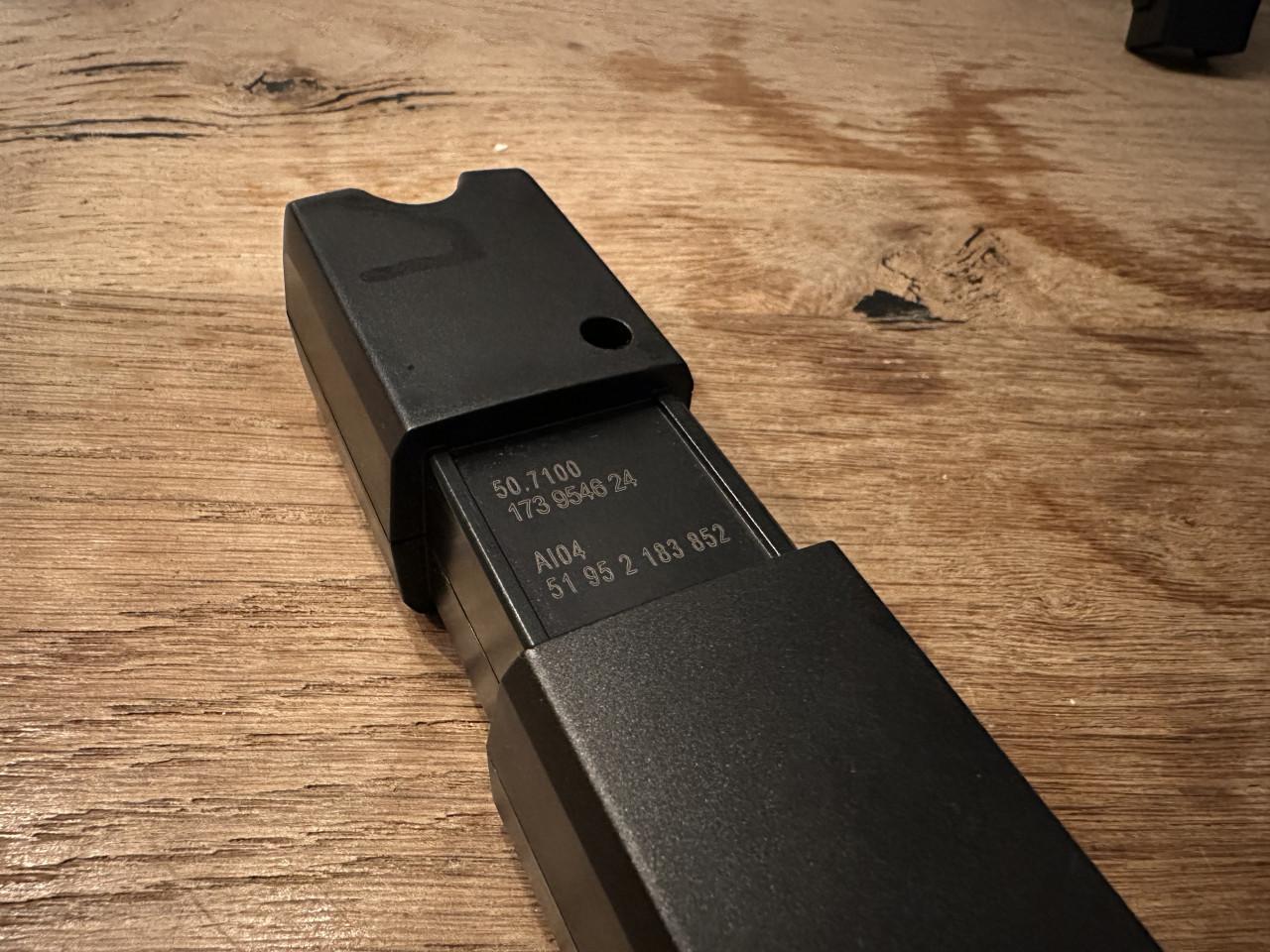 BMW Comfort & travel basishouder + kledinghanger