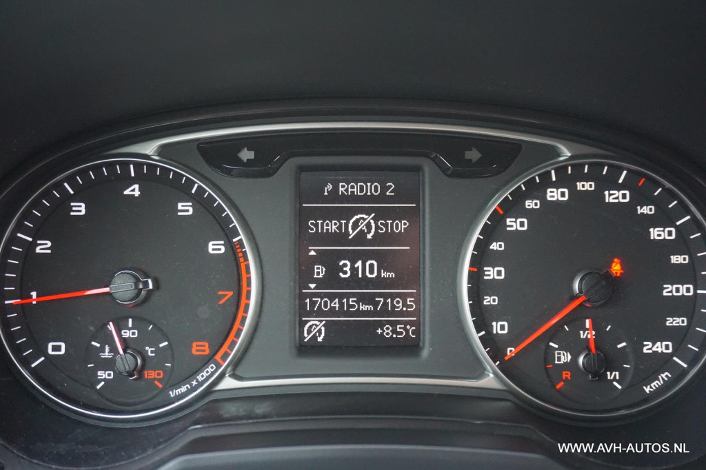 Audi A1 sportback 1.0 tfsi sport pro line