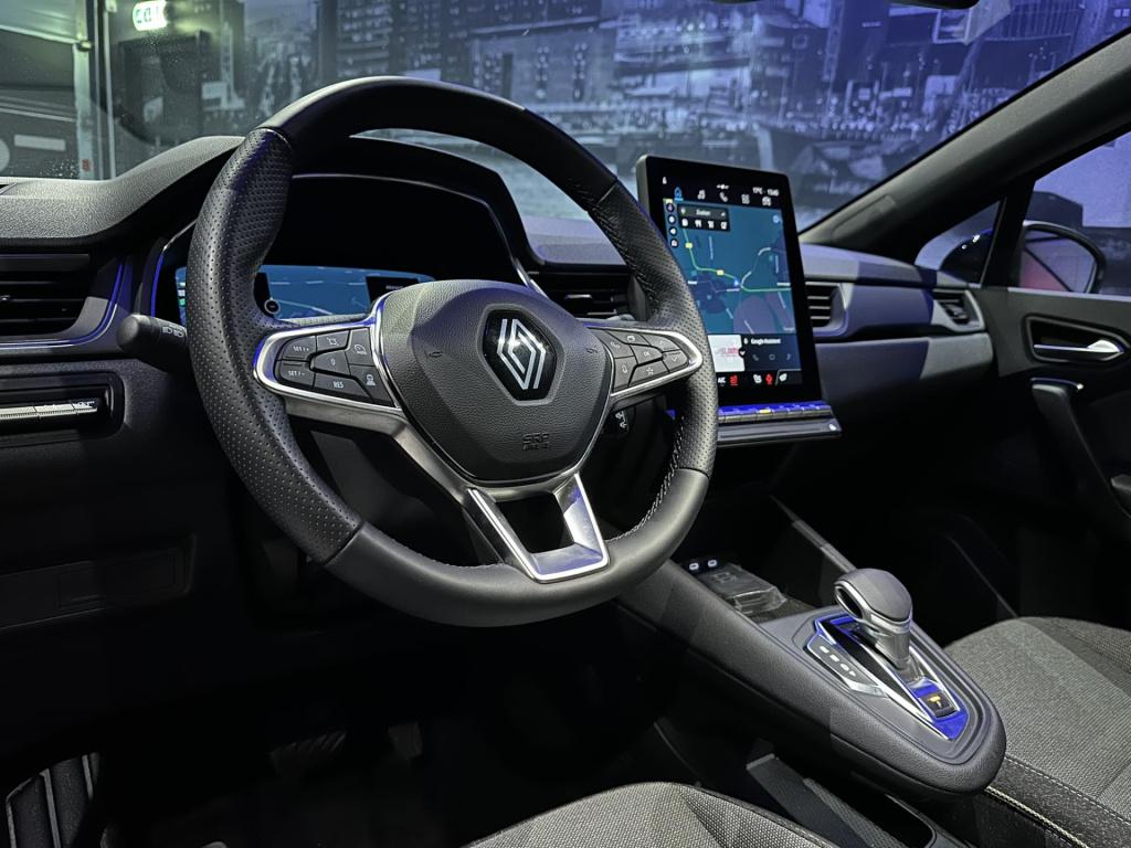 Renault Captur 1.3 mild hybrid 160 techno*camera*stuur&stoelverwaring*acc