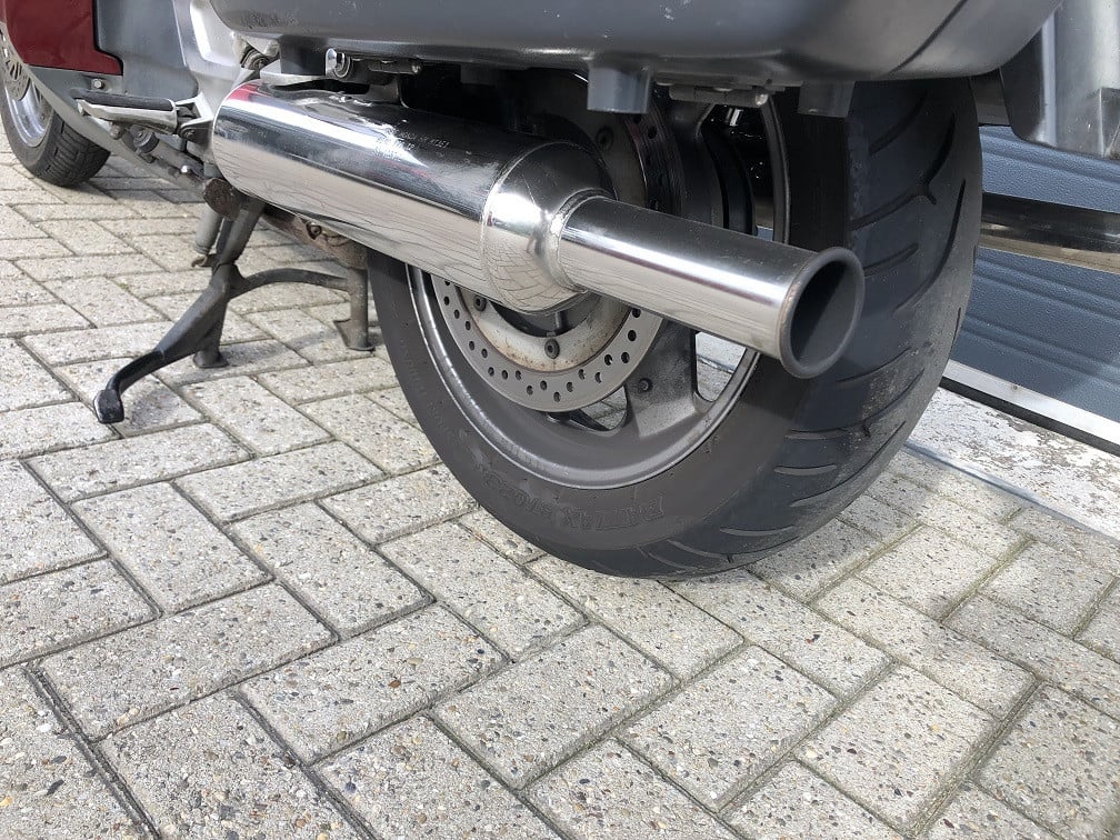 Inruilkoopje: Nette Honda ST1100 Pan Eur. uit '93, RVS uitlaatdempers €1495