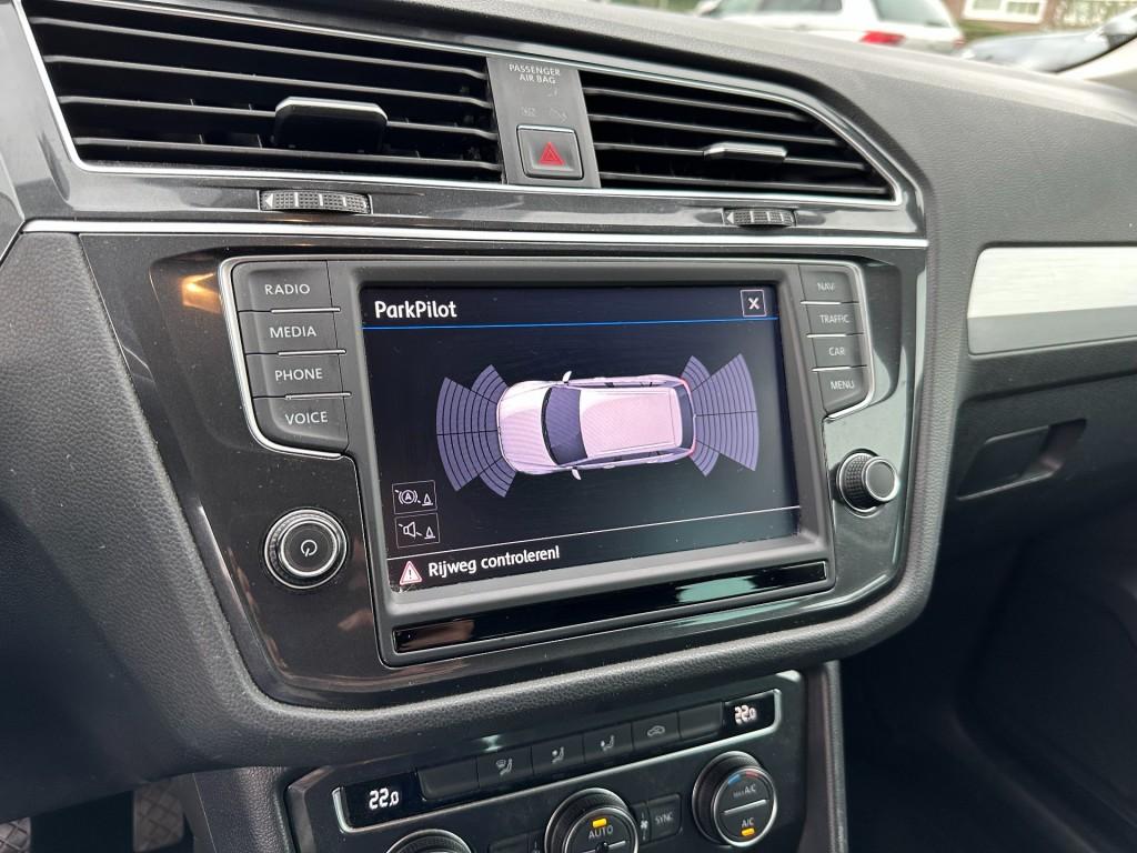 Volkswagen Tiguan 1.4 tsi comfortline wegklapbare trekhaak 1e eigenaar pdc