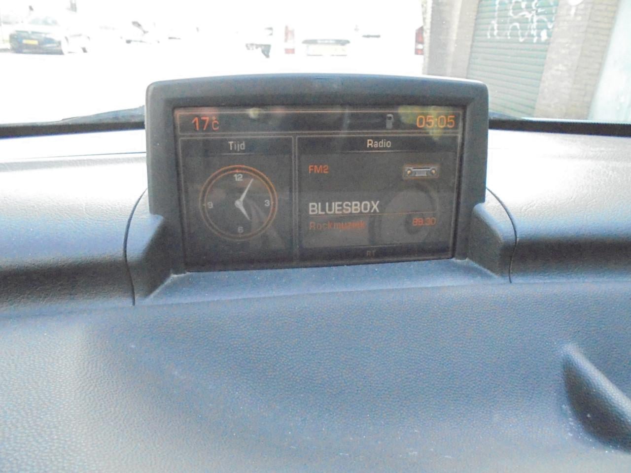 307 Hatchback leuke auto met diverse optie's Apk en N.A.P € 1250