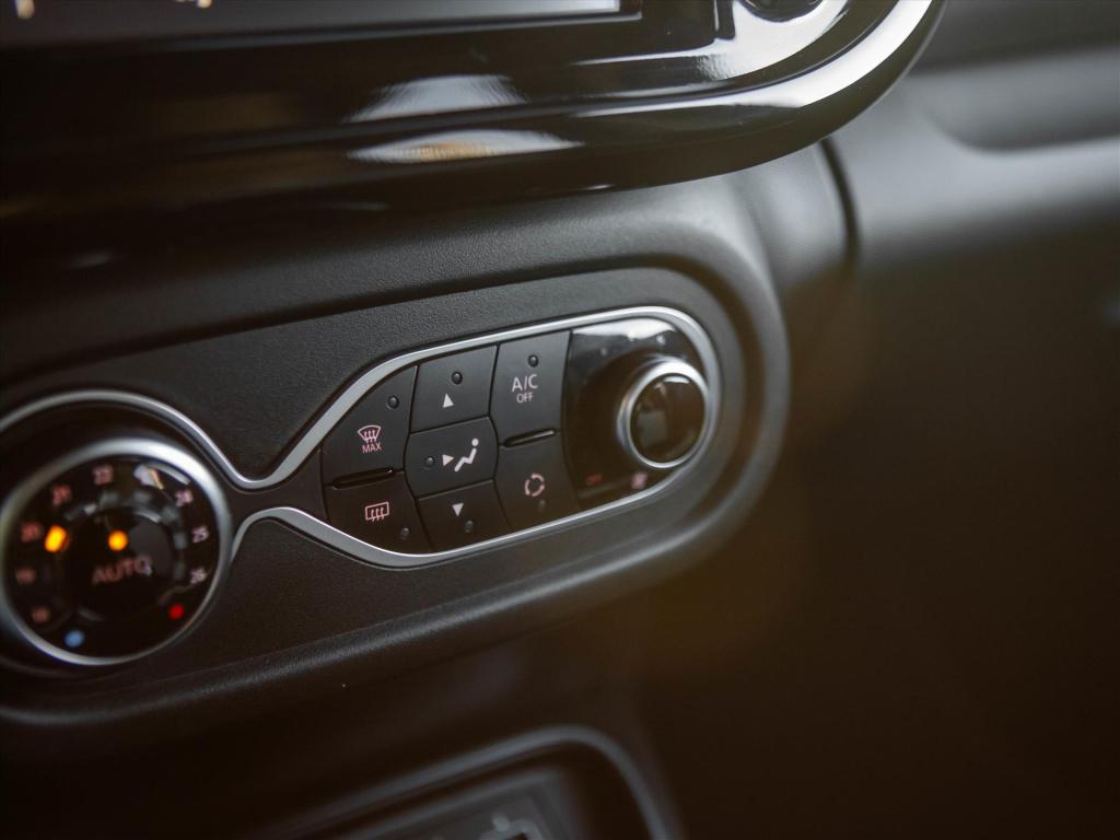 Renault Twingo r80 electric 82 série limitée urban night | apple carplay | 