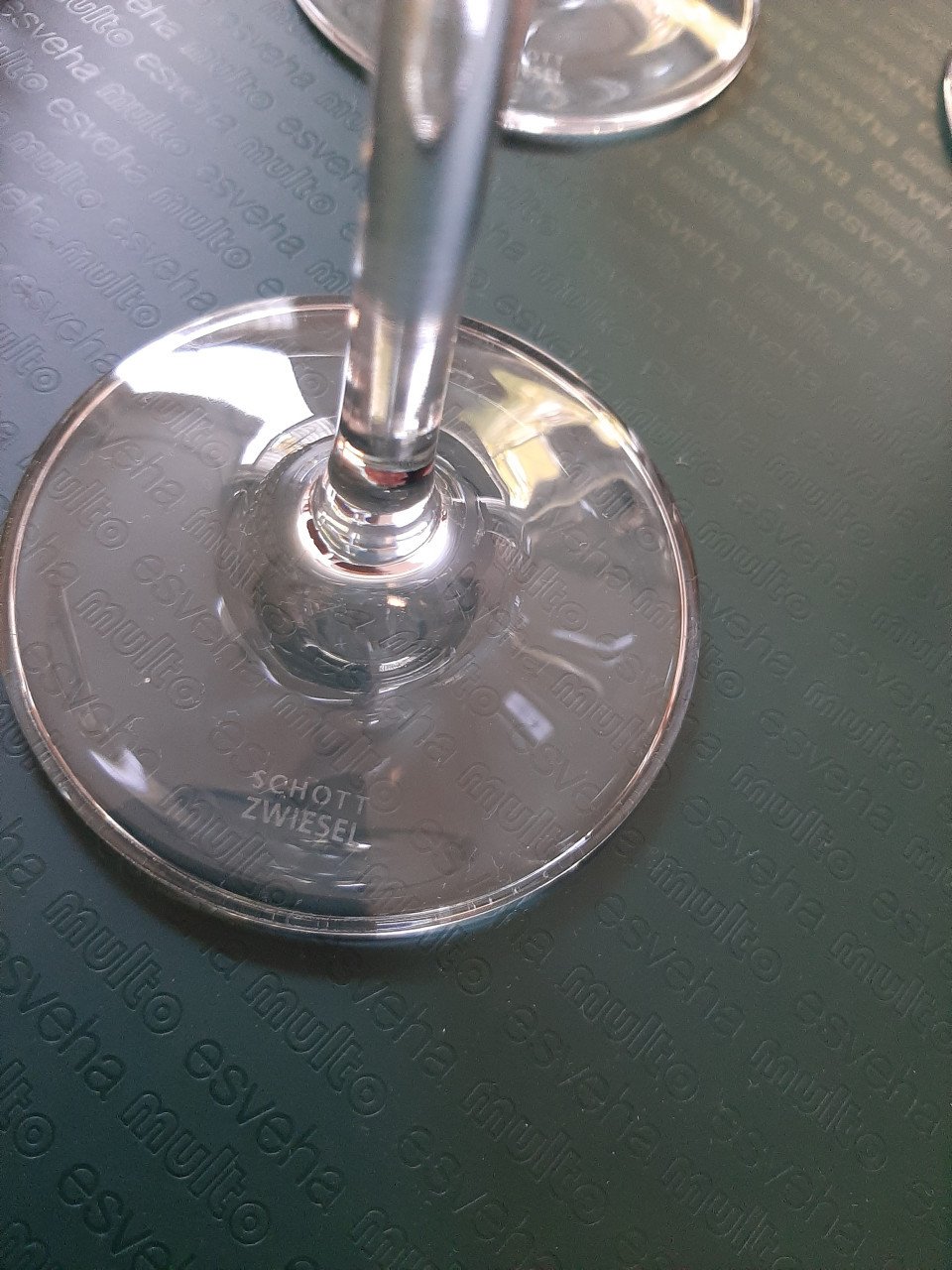 6 SCHOTT ZWIESEL , TRITAN - GIN TONIC GLAZEN - KRISTAL -  NIEUW
