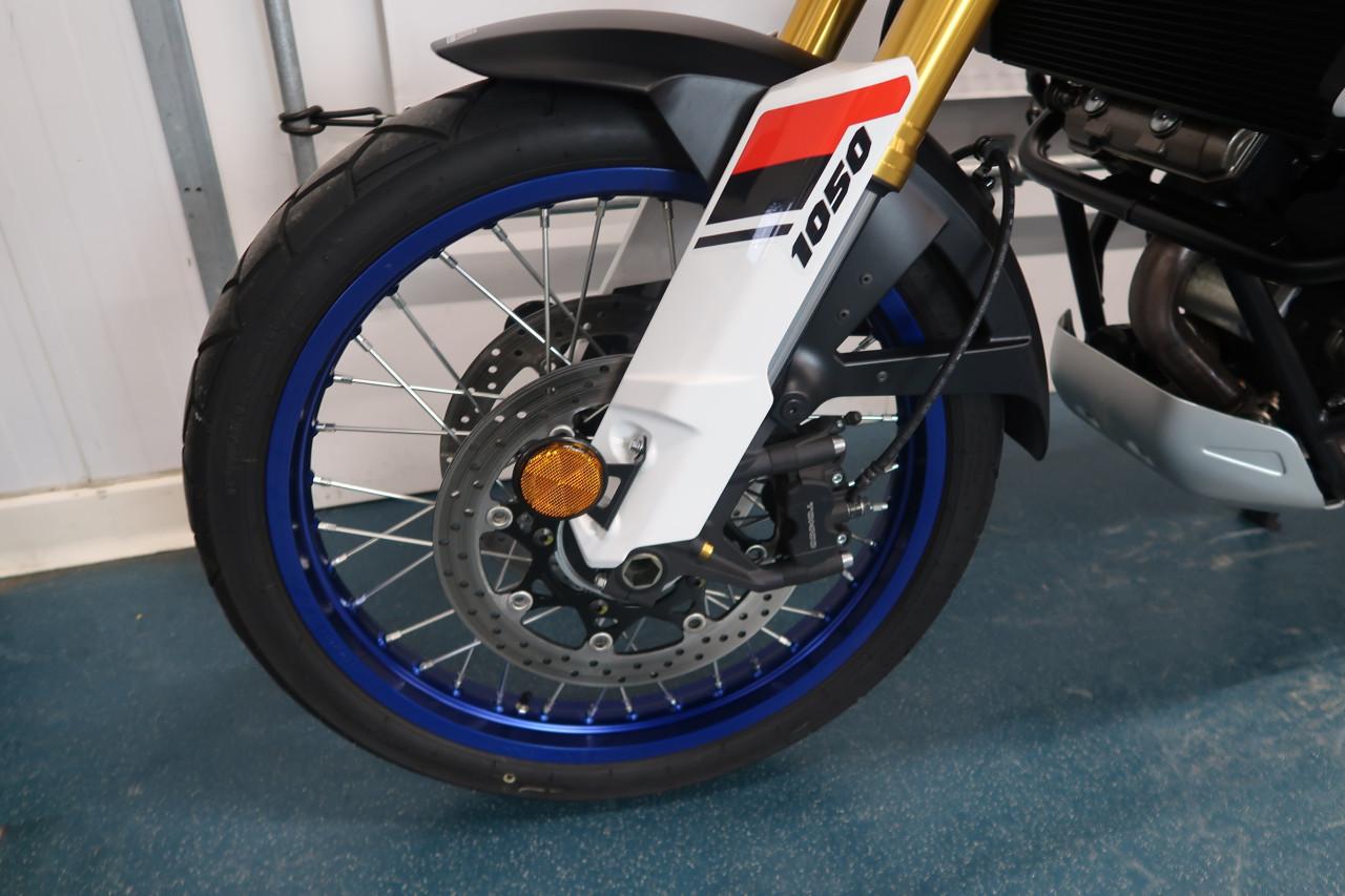 Suzuki V-Strom 1050DE 2025 BTW motor