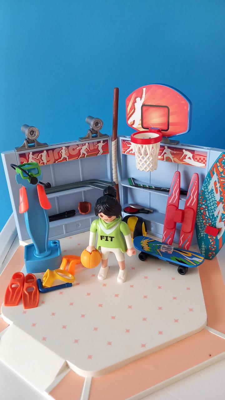 Playmobil winkelcentrum:sportshop,dierenzaak,damesmode set 9078