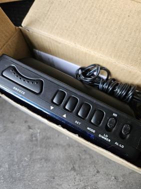 Nieuwe Balance Radiogestuurde Wekker met Groot LED Display