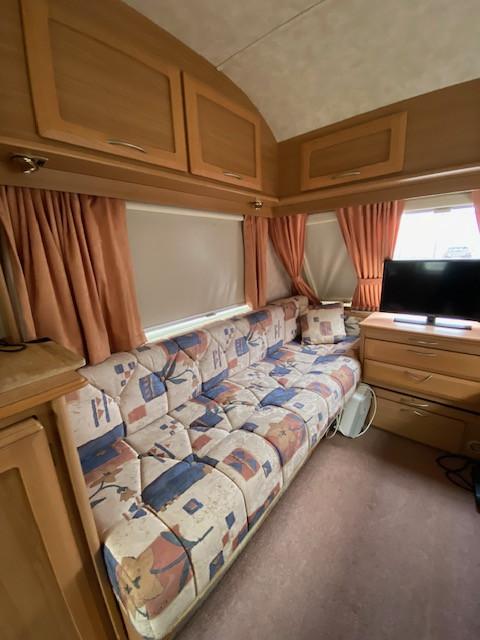 Caravan  Elddis Force 450/2