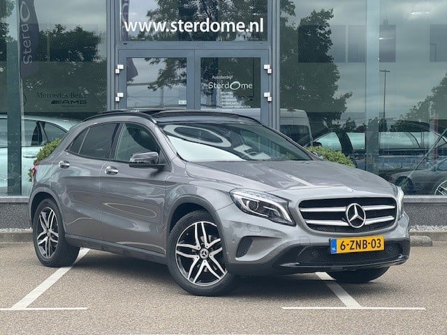 Mercedes-Benz Gla-klasse 200 ambition l panoramadak l night pakket l afneem