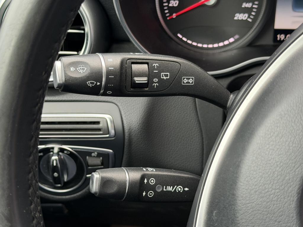 Mercedes-Benz Glc 250 4matic amg line i camera i stoelverwarming i lederen 