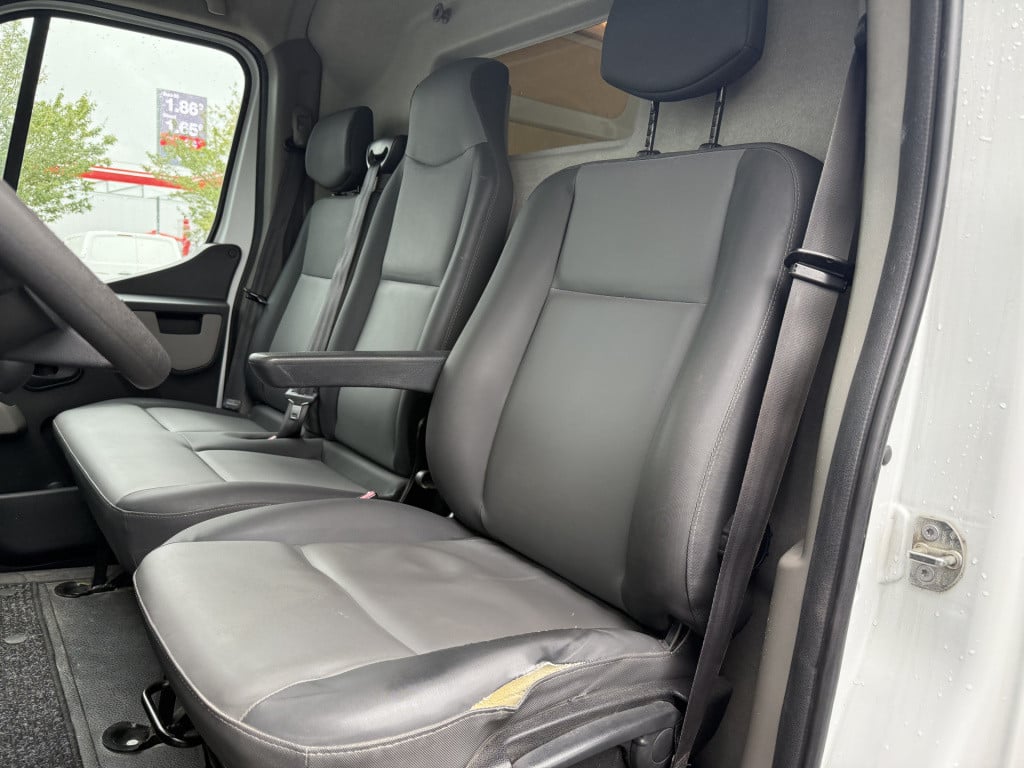 Renault Master t35 2.3 dci l2h2 | nl-auto | 1e eig | navi | cruisec. | trek