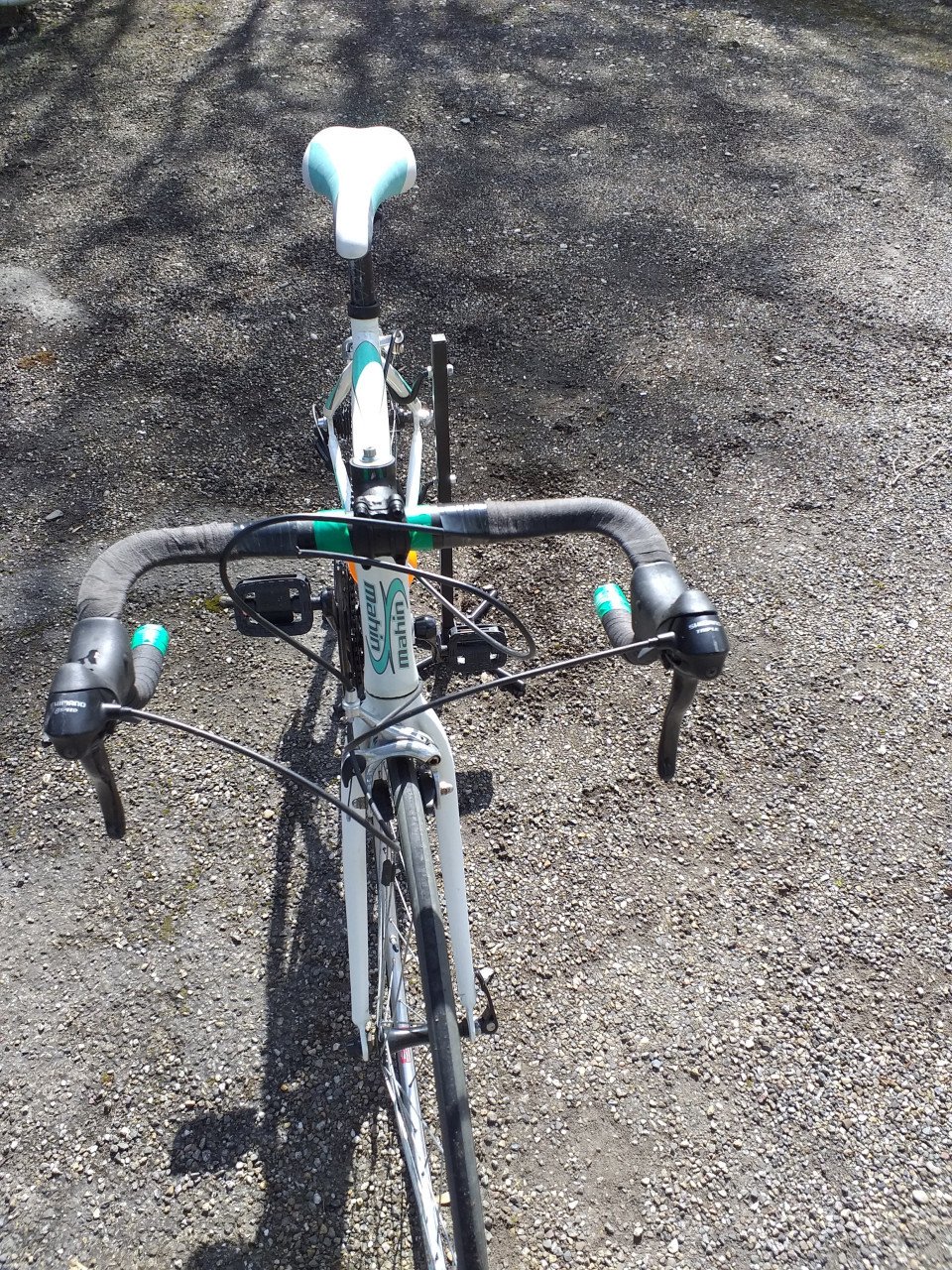 """JEUGDRACEFIETS CAPRICIA MAHIN""