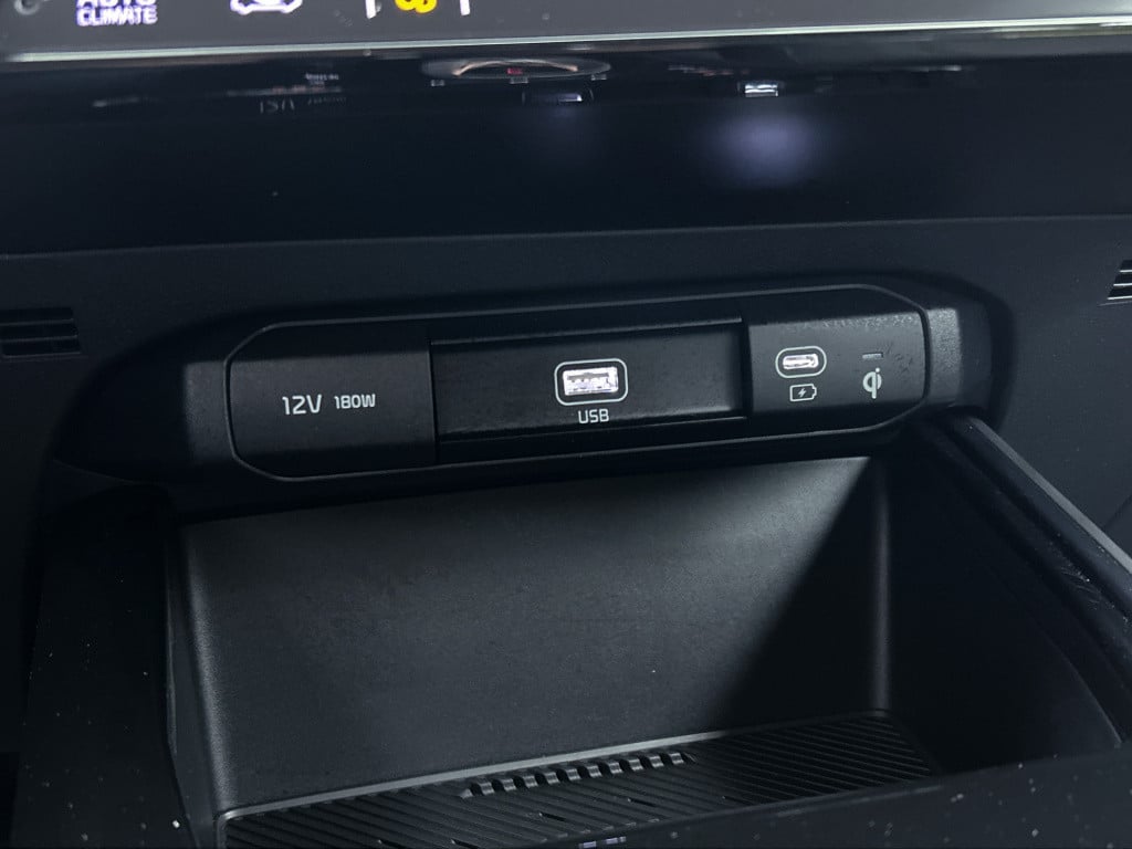 Kia Niro dynamicplusline limited | elektrische stoelen | phev | stoel/stuur