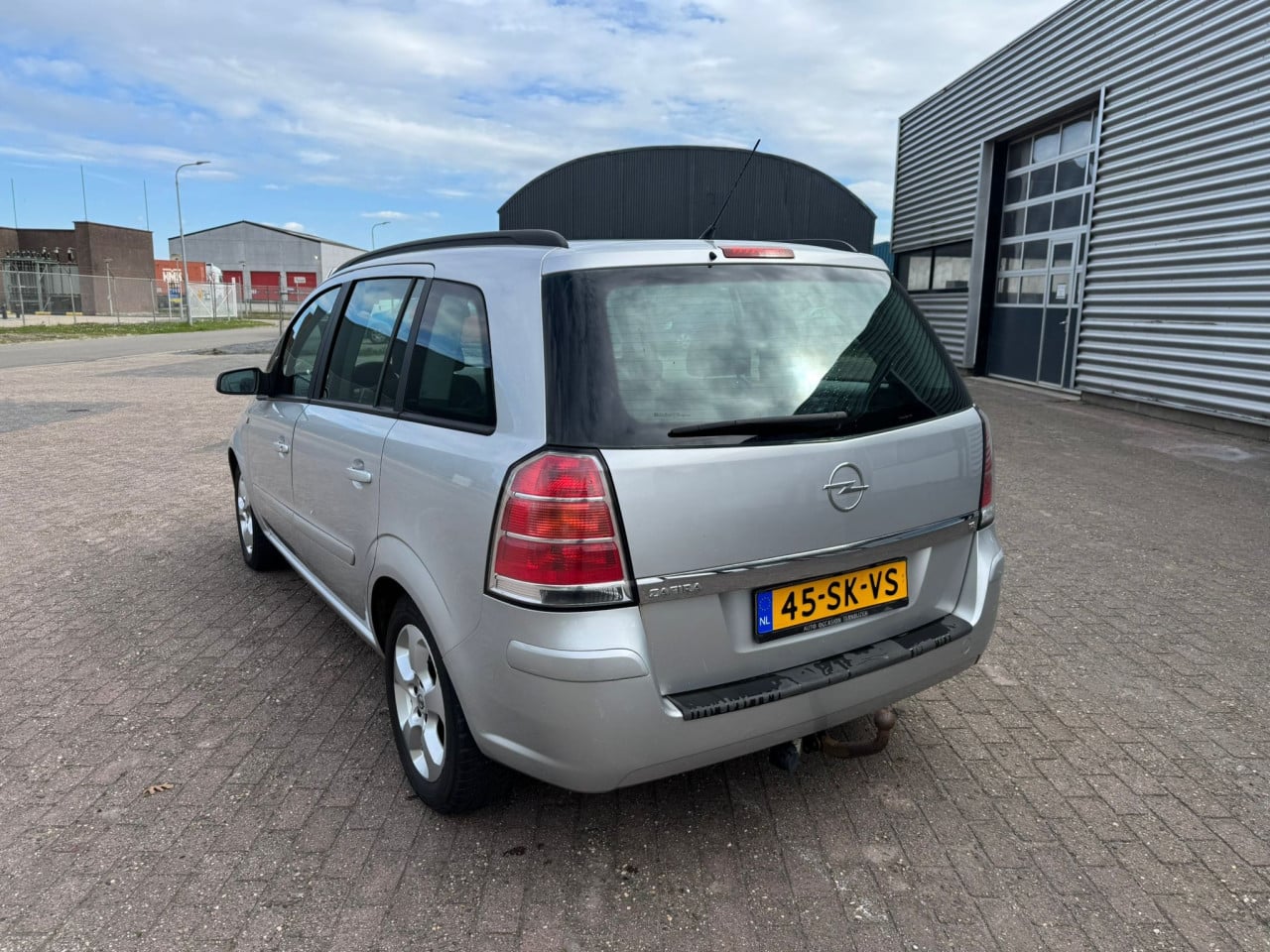 Opel zafira bj 2007  1250 euro