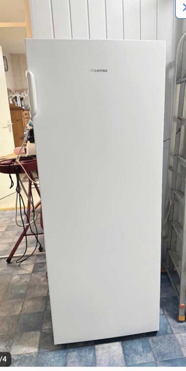 Vrieskast 142x55 cm. 153 liter energieklasse E (A+++) Lowfrost vriezer