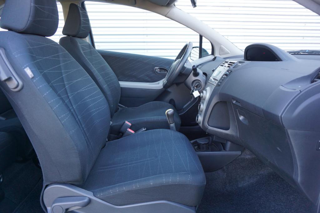 Toyota Yaris 1.3 vvti sol airco / elektr. ramen / nap / nieuwe apk!