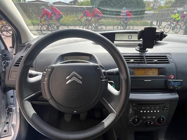 Citroen C4 1.4-16V Ligne Prestige Airco Nap logisch inclusief jaar apk