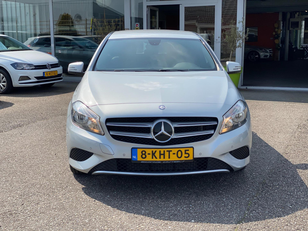 Mercedes-Benz A-Klasse 180 ambition style automaat , afneembare trekhaak