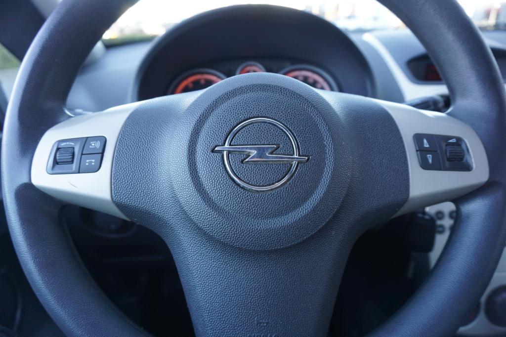 Opel Corsa 1.4-16v enjoy airco / cruise / elektr. ramen / lm velgen /  nap
