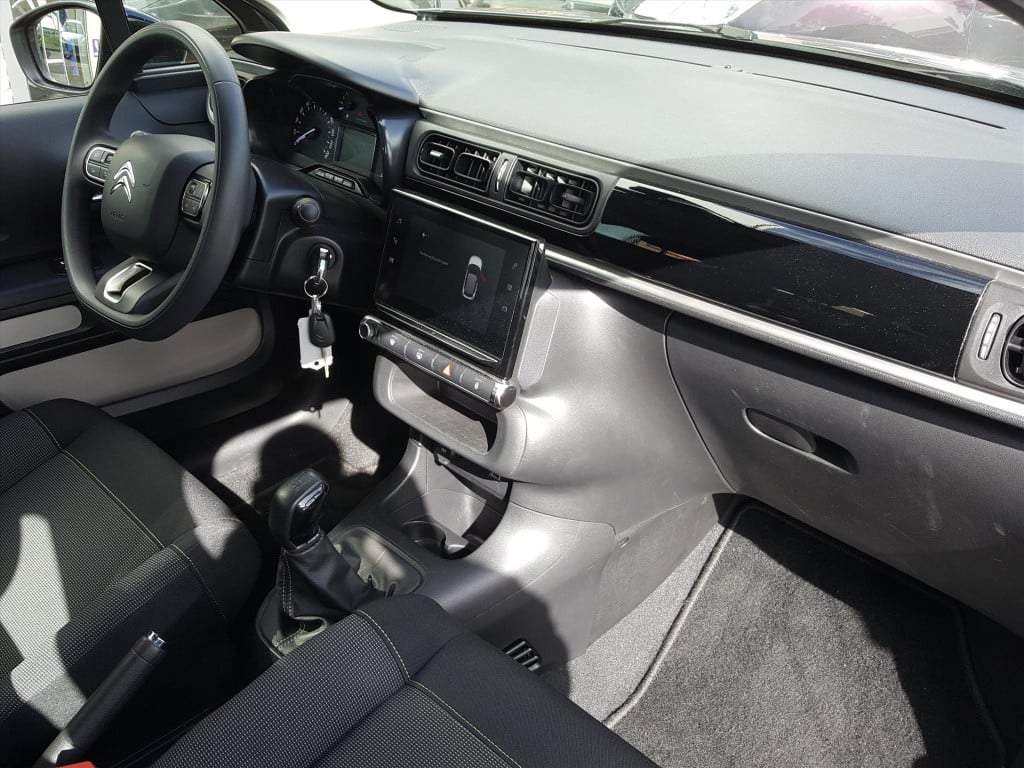 Citroen C3 1.2 puretech 83pk s&s plus navigatie | apple carplay & android a