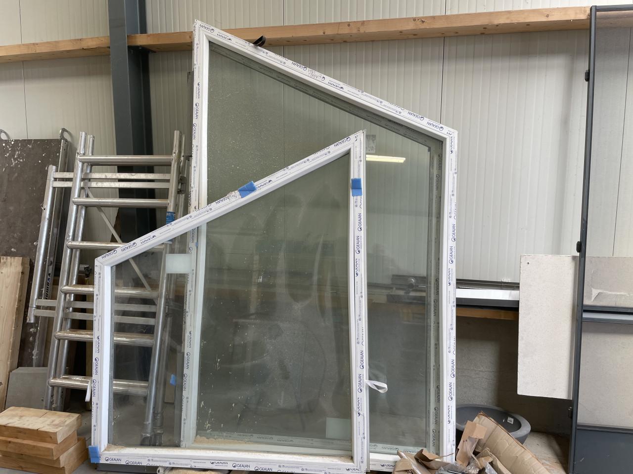 Nieuwe kunststof kozijnen