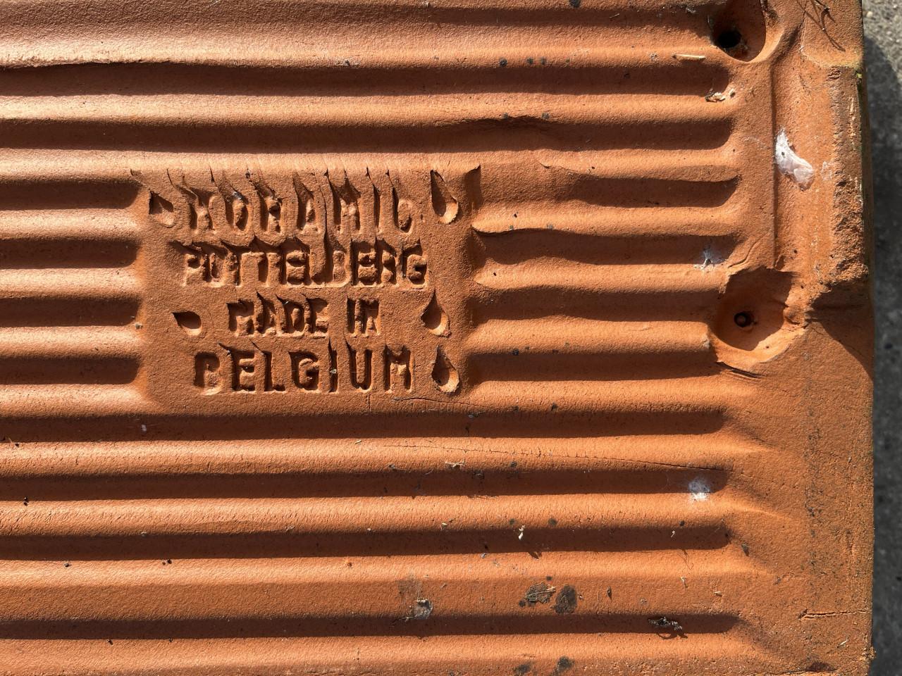 Dakpannen Koramic pottelberge stormpan 993 natuurrood en rustiek.