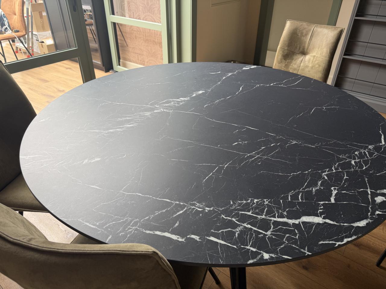 Prachtige Table du Sud ronde eettafel