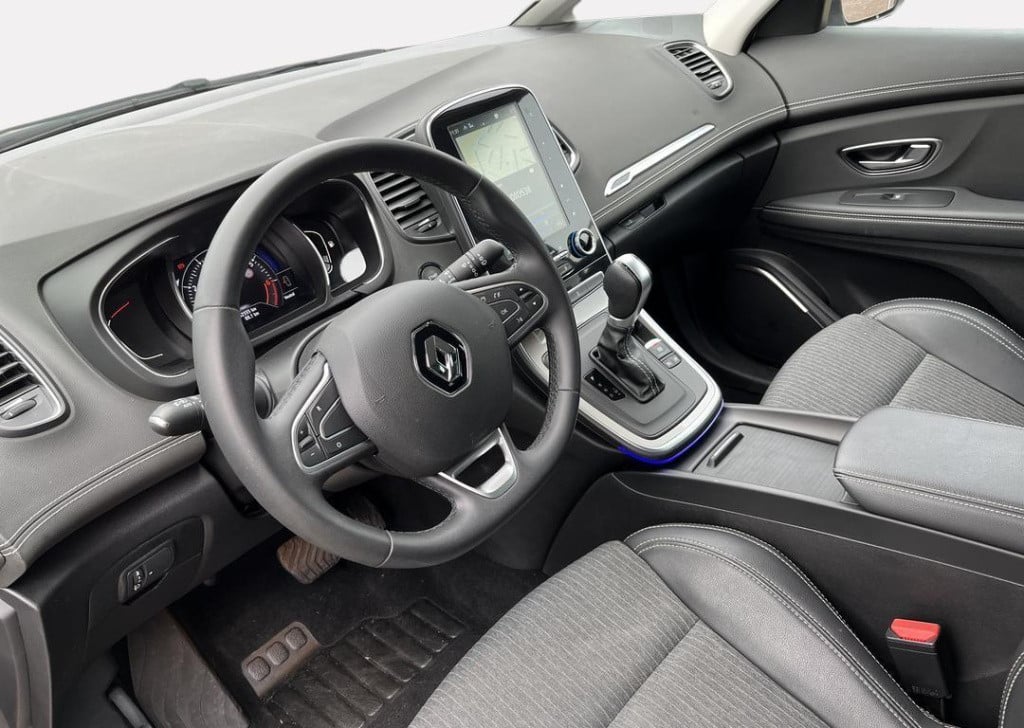 Renault Grand Scenic 1.3 tce 140 edc techno 7p. - camera