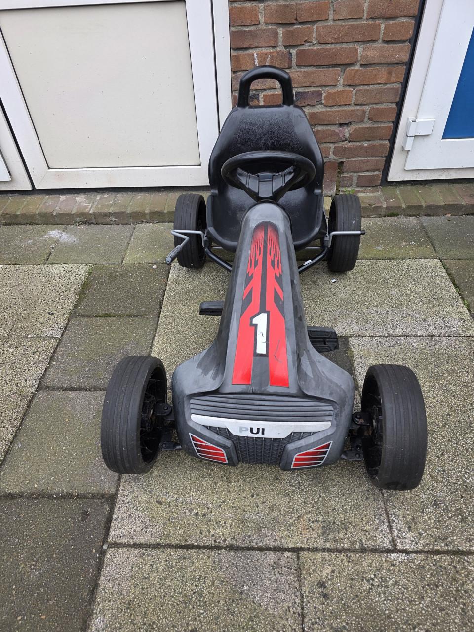 Trap skelter formule 01 met handrem-zwart