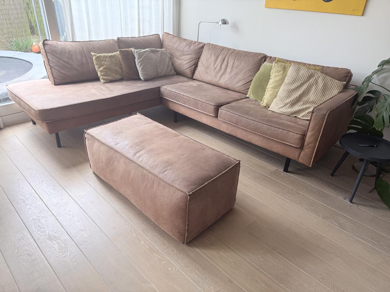 Hippe hoekbank+ hokker